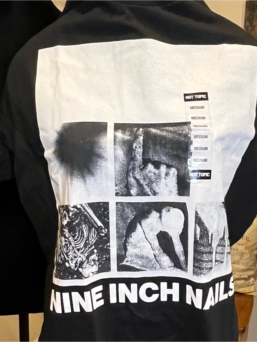 Nine Inch Nails NIN Black & White Photo Collage Graphic Band Tee Med. NWT - Picture 4 of 7